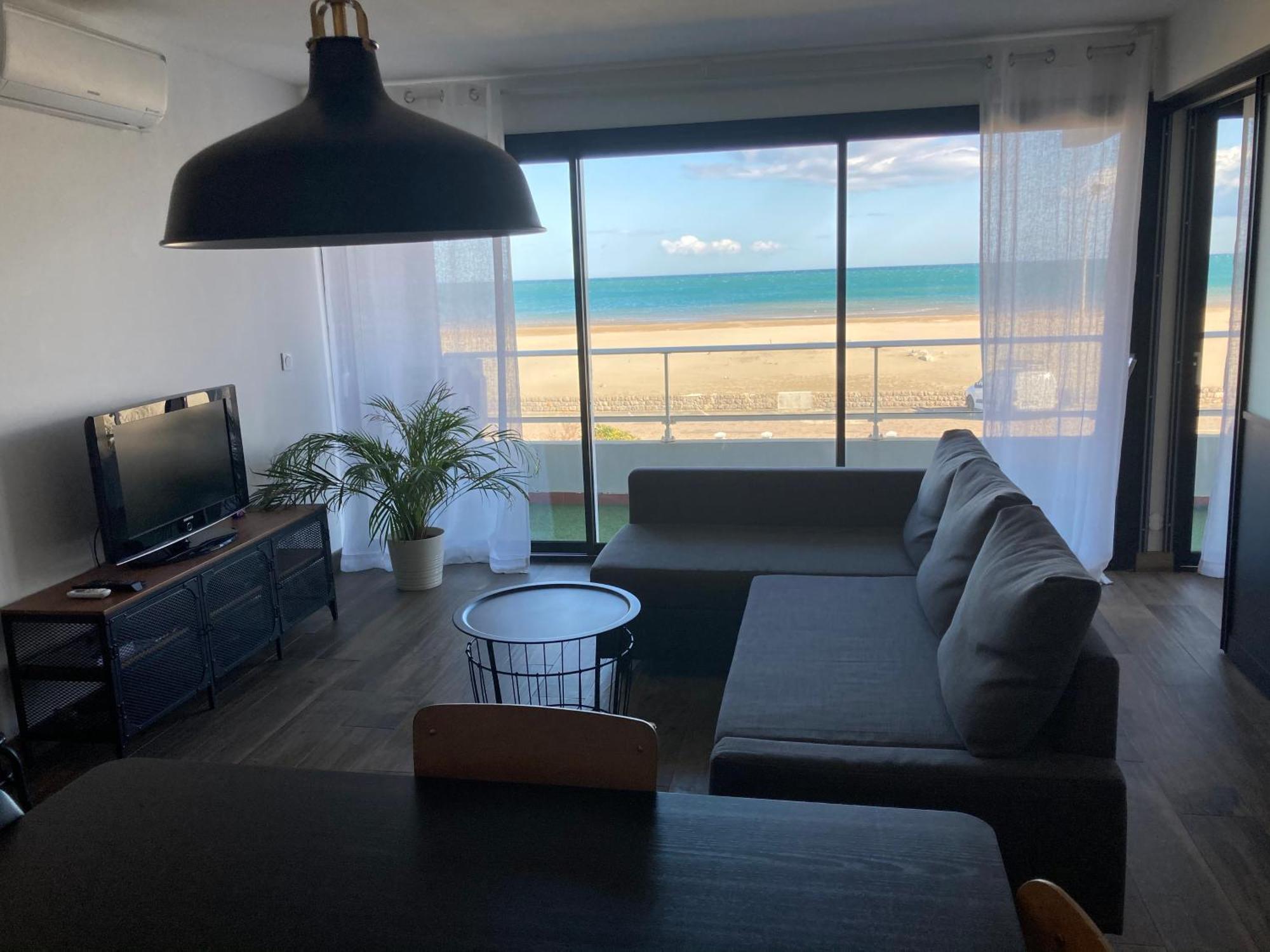 Appartement Vue Mer climatisé 2 chambres Port-la-Nouvelle Esterno foto