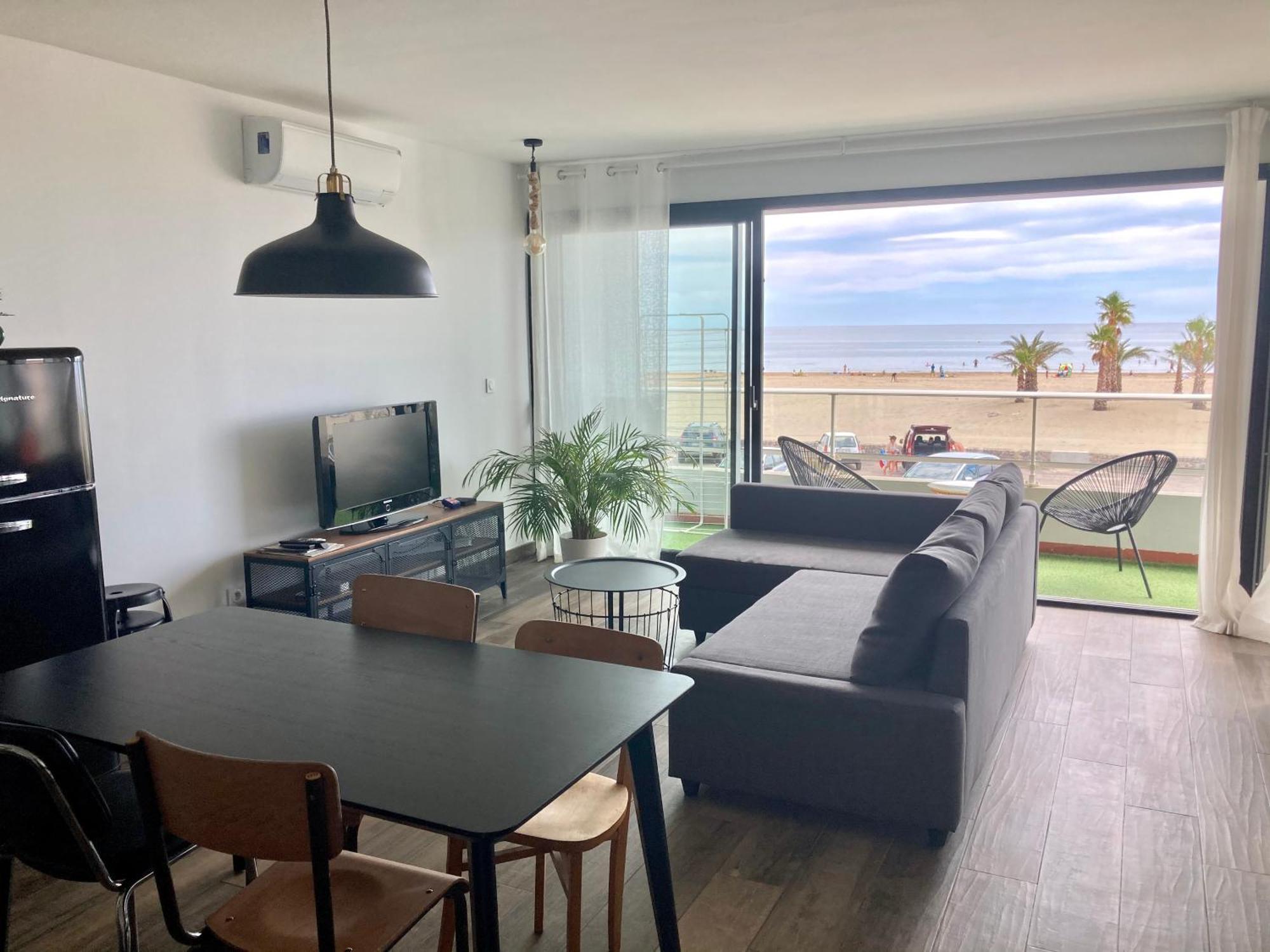 Appartement Vue Mer climatisé 2 chambres Port-la-Nouvelle Esterno foto